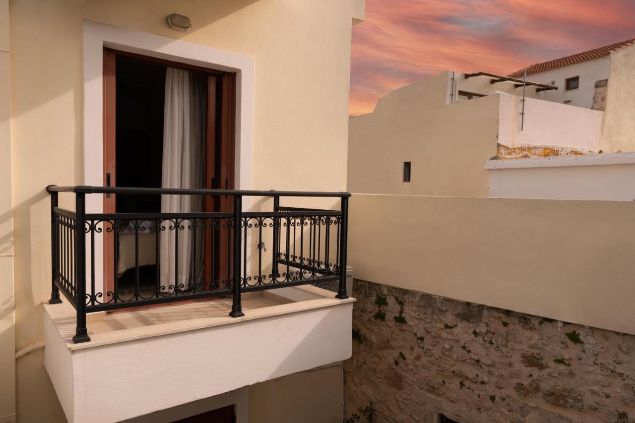 העיירה רתימנו Eurycleia Studios מראה חיצוני תמונה